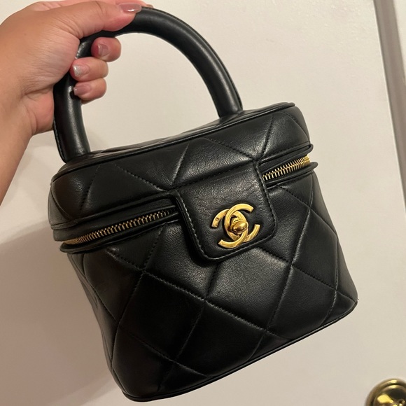 Chanel Top handle vintage vanity 24K GHW - Picture 14 of 15